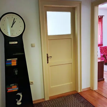 Luxury Delisan Apartment *