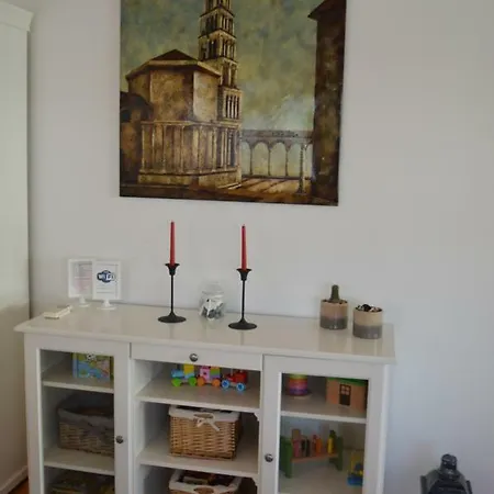 Apartment Luxury Delisan *
