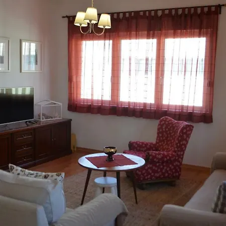 Luxury Delisan Apartment